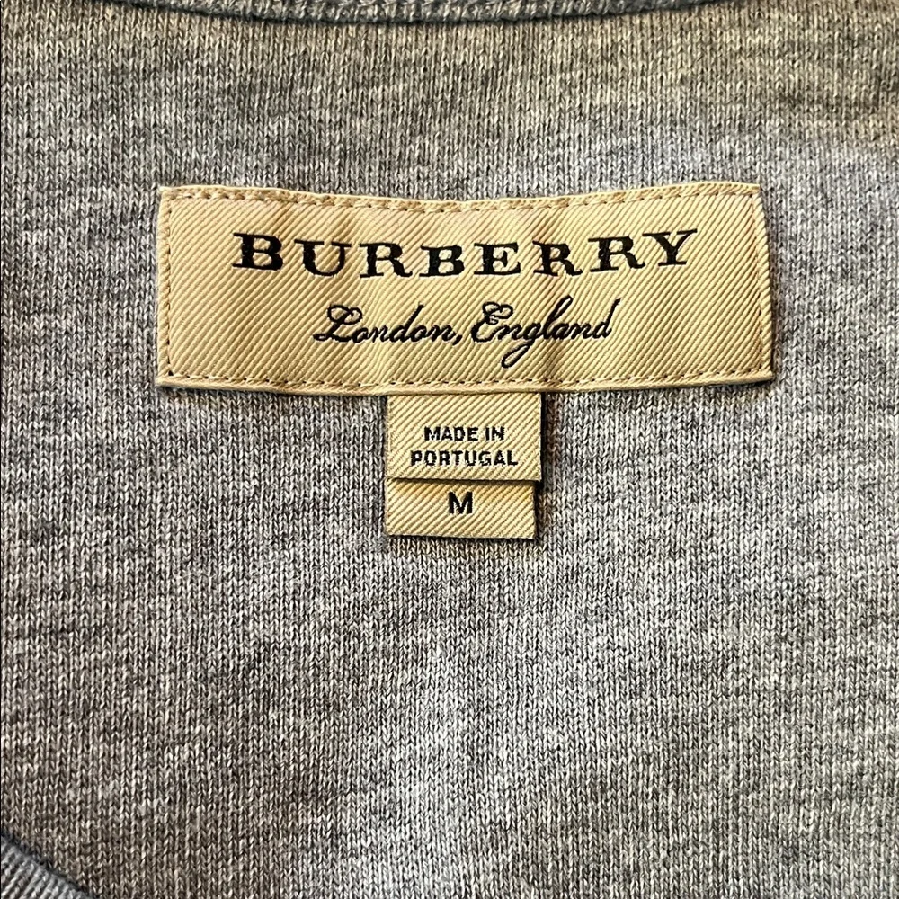 Burberry Sweatshirt (Size: M) - Picture 5 of 9